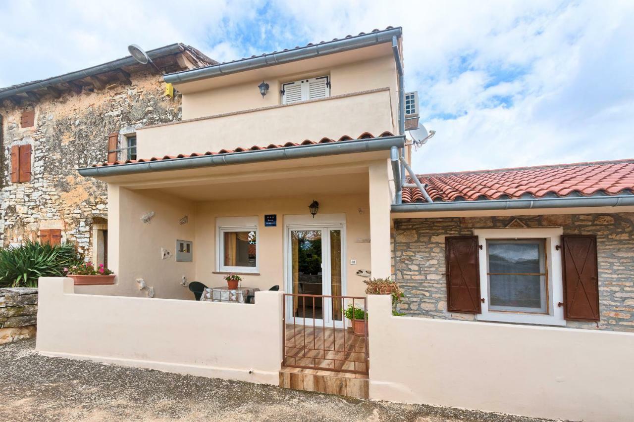 Haus Glavani Barban Exterior photo